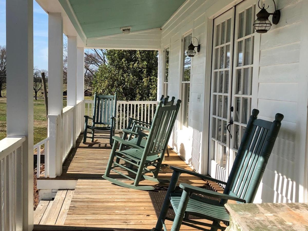 The Farmhouse Inn Buckhead Room photo