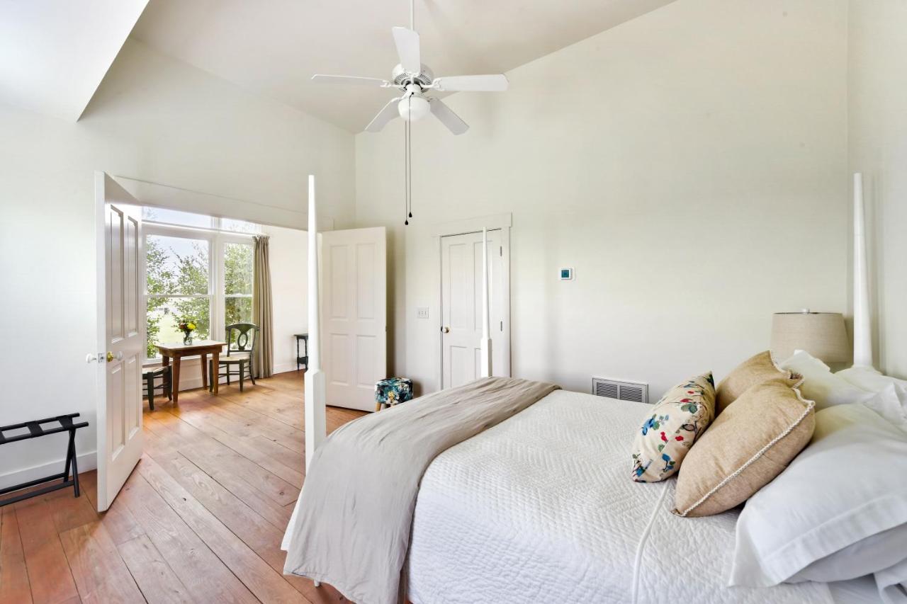 The Farmhouse Inn Buckhead Exterior photo