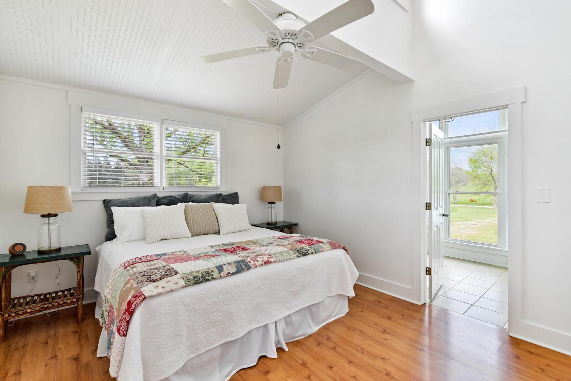 The Farmhouse Inn Buckhead Room photo