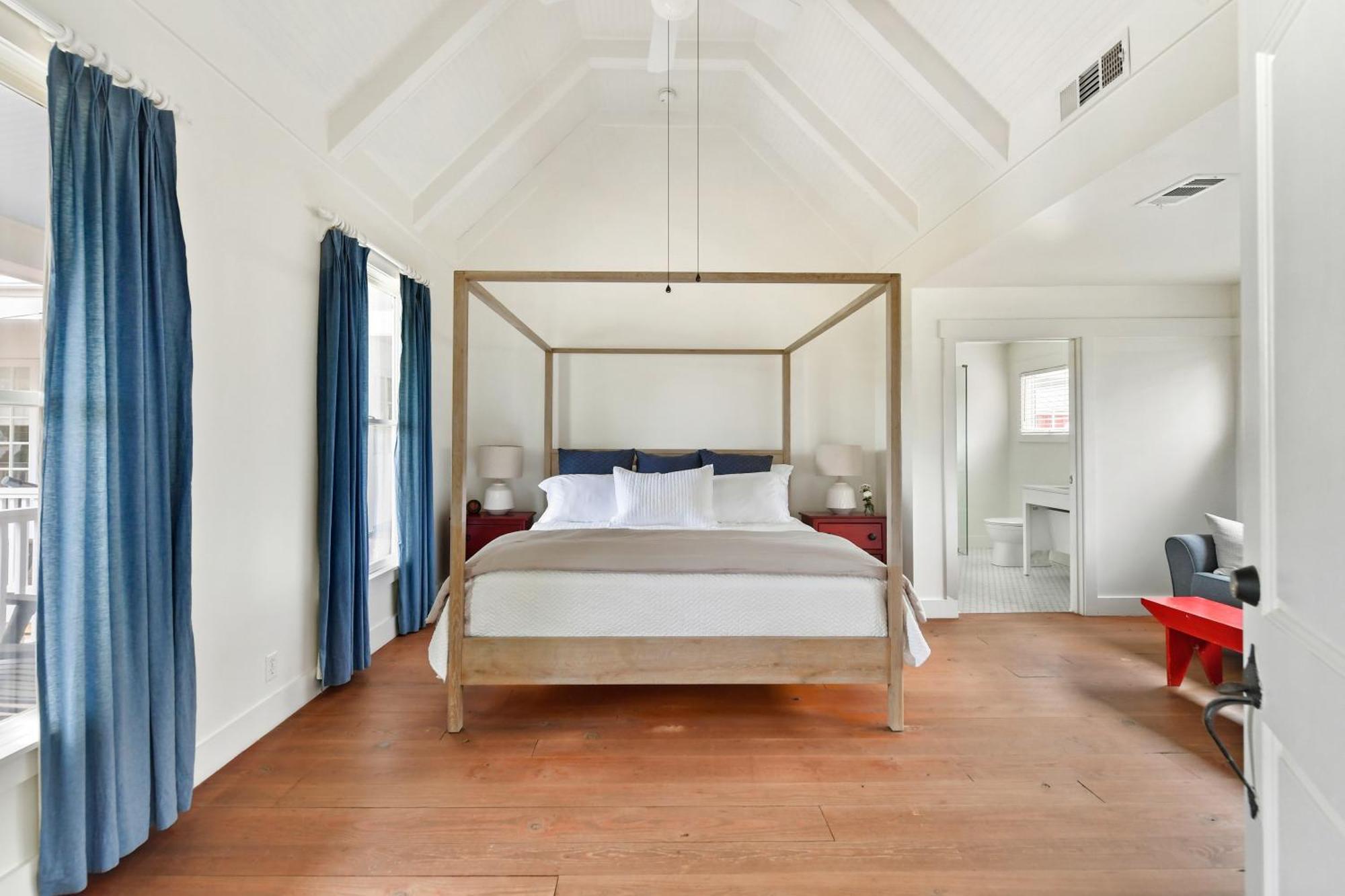 The Farmhouse Inn Buckhead Room photo
